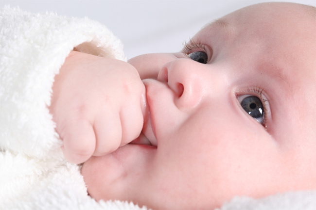 Casi el 10% de los recién nacidos sufre obstrucción del conducto nasolagrimal