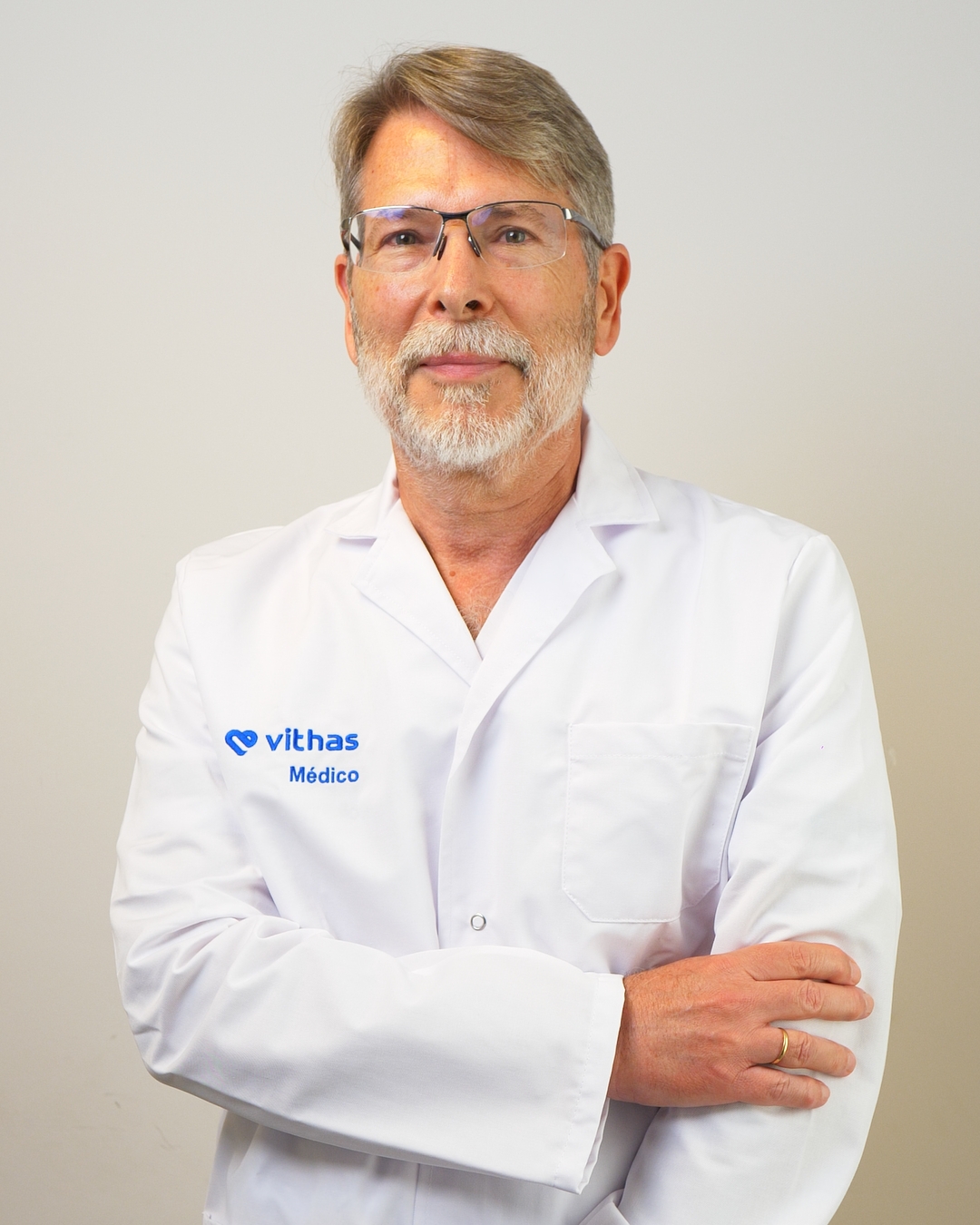 Dr. Alfonso Manrique de Lara